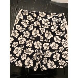 PINK Active Shorts Black White Floral Hibiscus Print Athletic Womens Size L